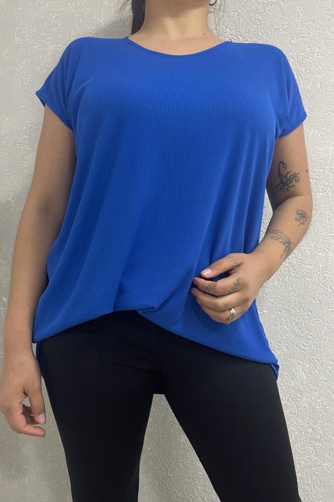 REMERA LAU